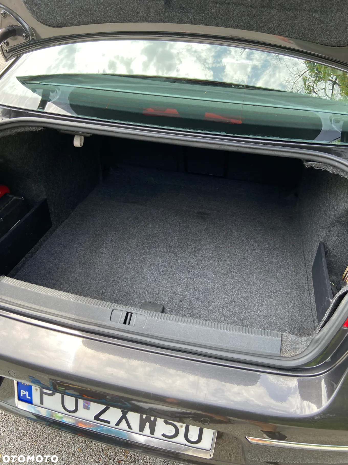 Volkswagen Passat 2.0 TDI Comfortline R-Style - 11