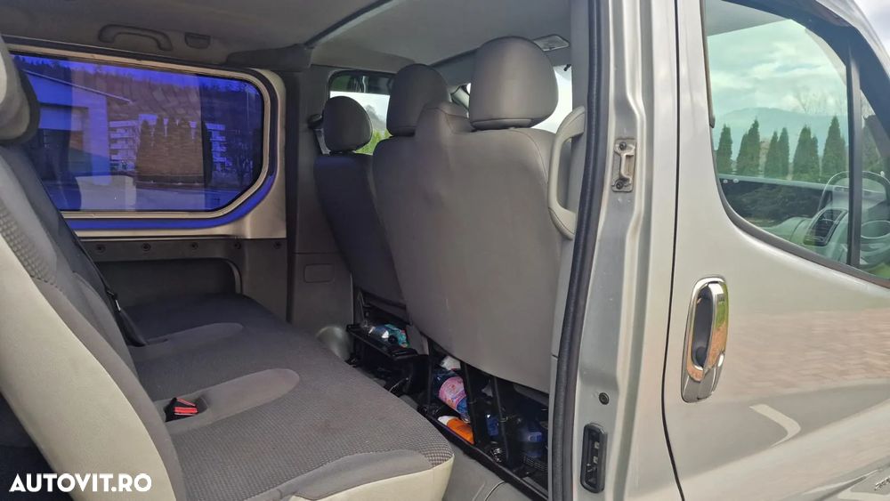 Renault Trafic Passenger 2.0 dCi L1H1 Authentique - 8