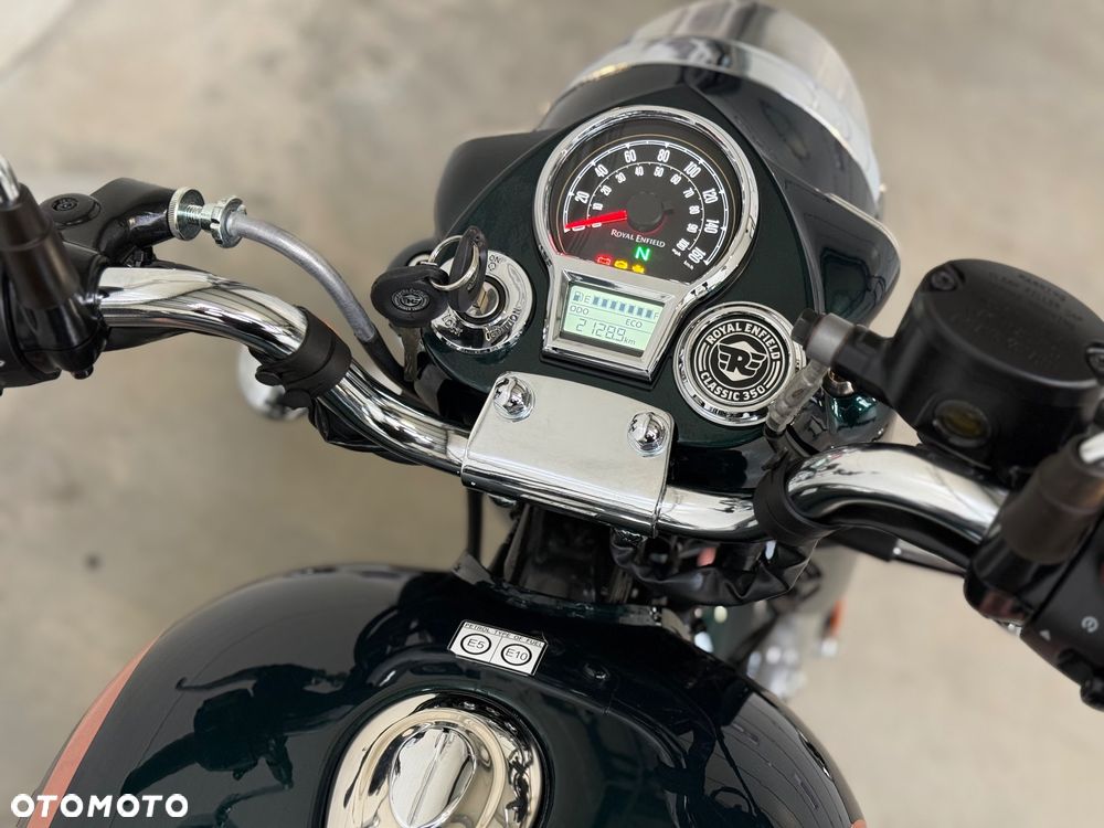 Royal Enfield Classic - 21