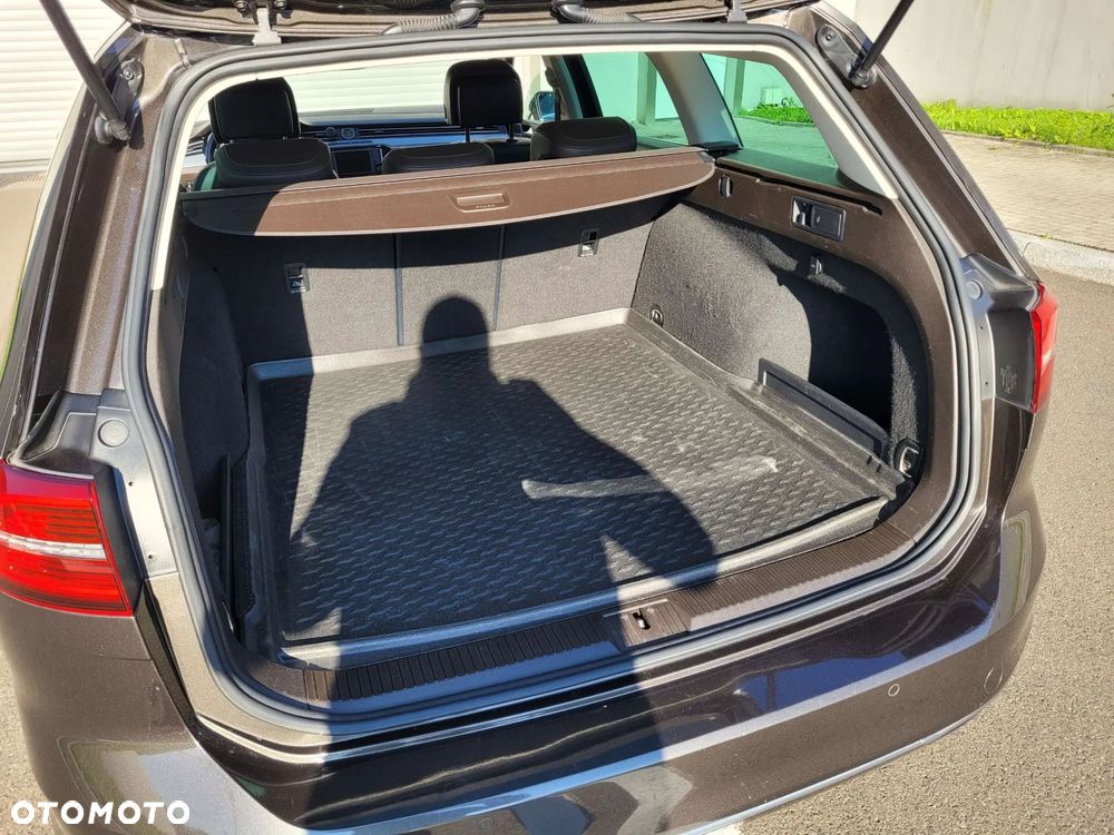 Volkswagen Passat 2.0 TDI BMT Highline DSG - 12