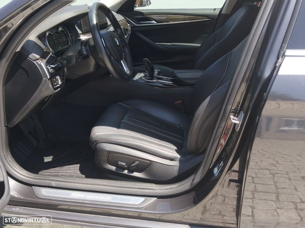 BMW 525 d Line Luxury Auto - 11