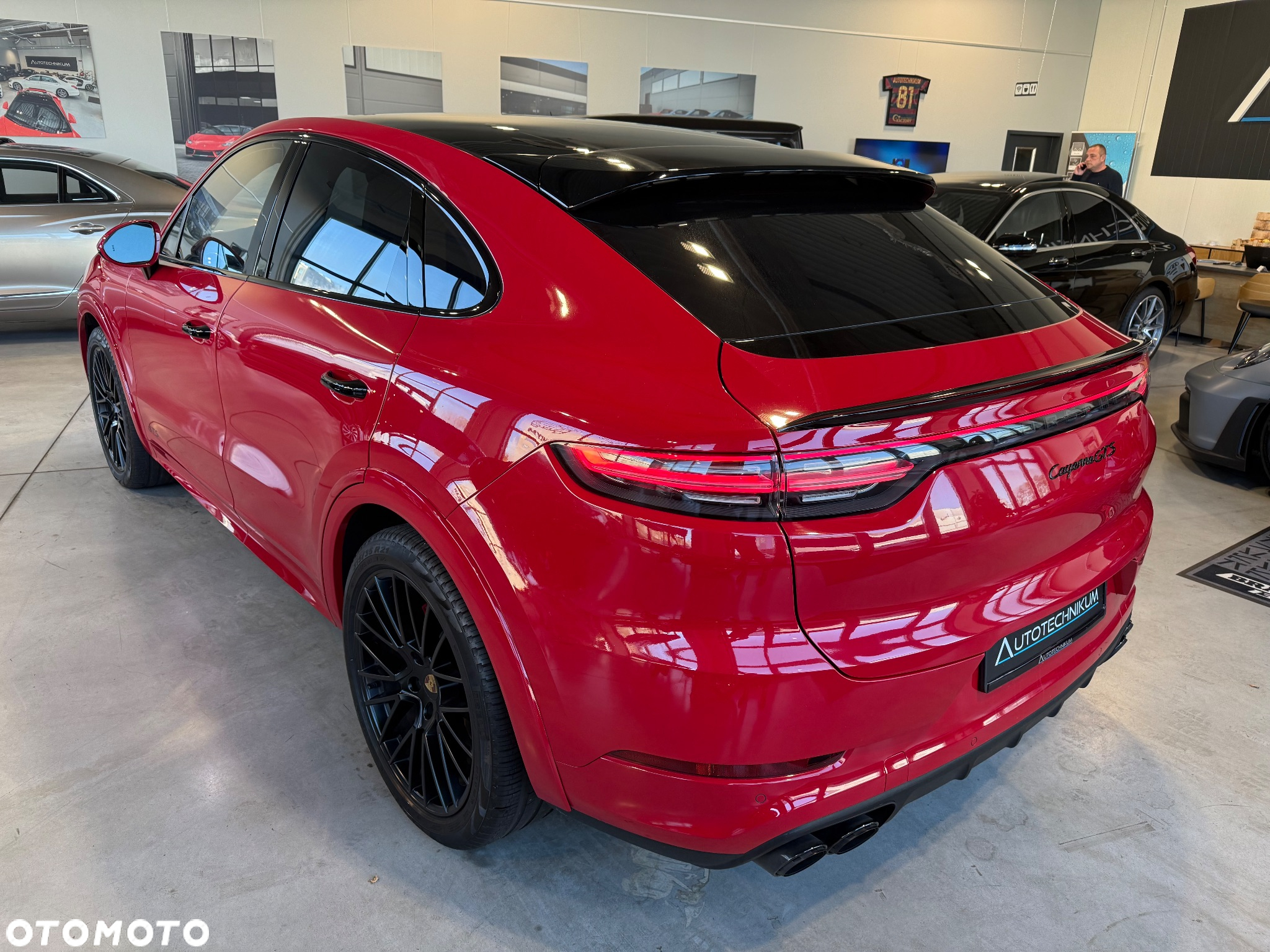 Porsche Cayenne Coupe GTS - 2