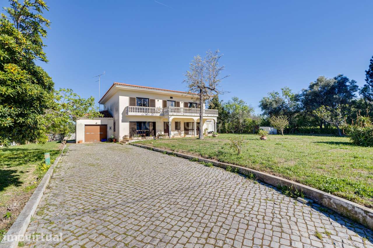 Moradia T5 — Entre Olhão e Estoi | 5.000 m² de Terreno | Piscina | Gar - Grande imagem: 2/31