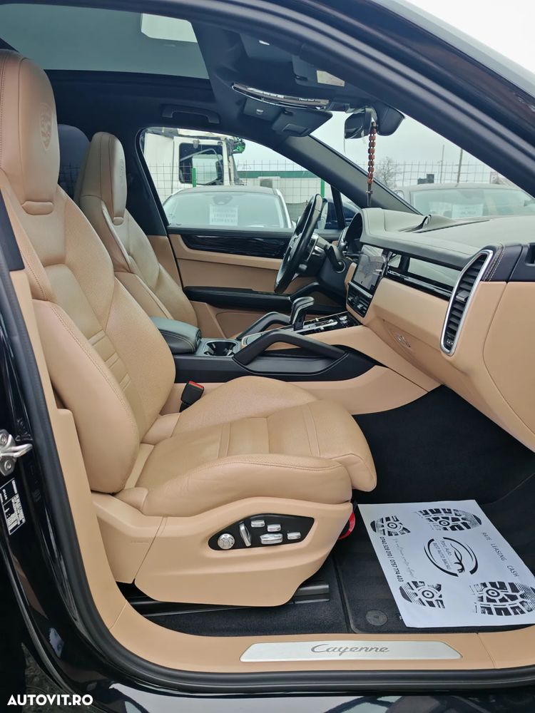 Porsche Cayenne E-Hybrid Tiptronic S - 32