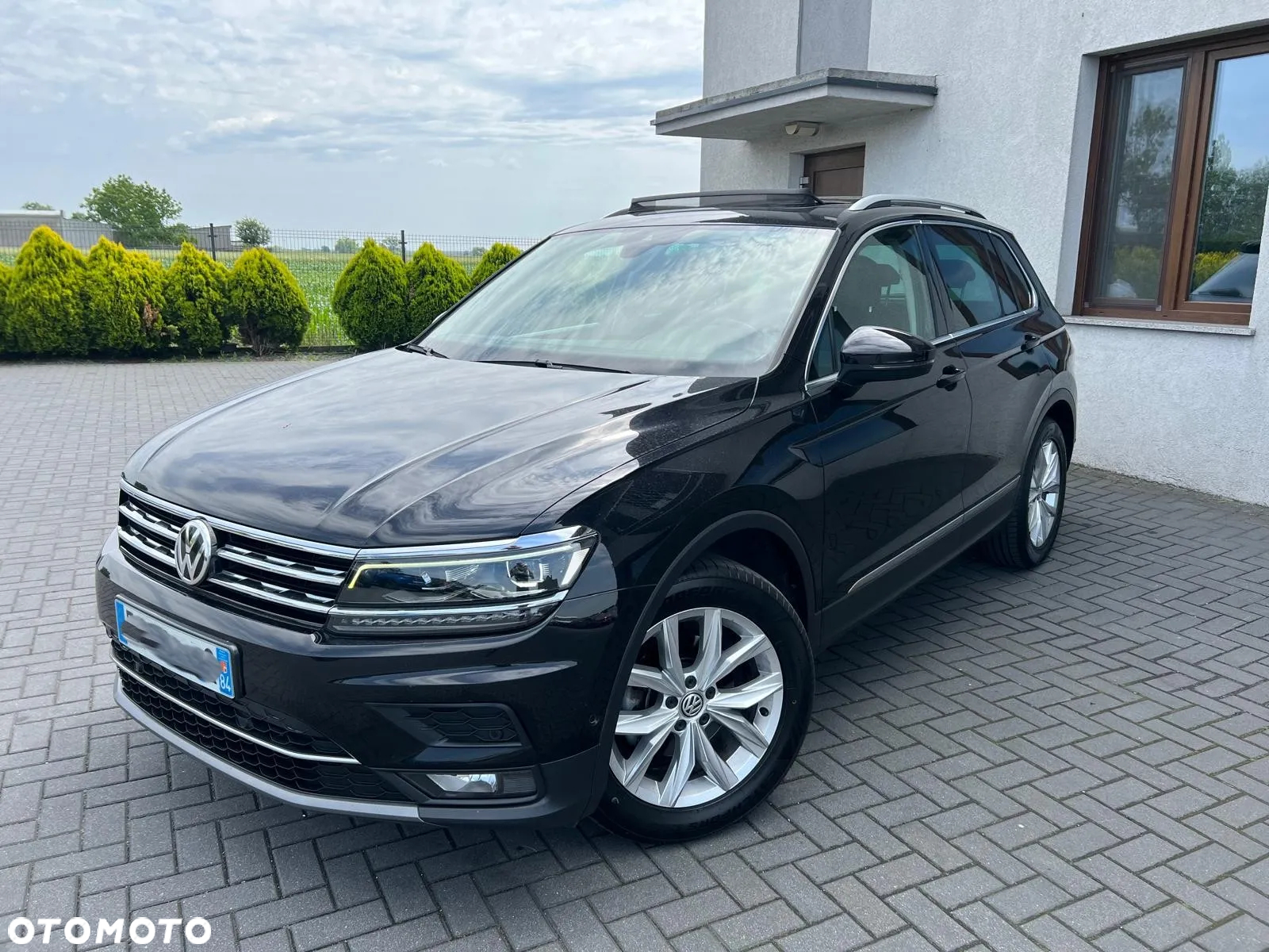 Volkswagen Tiguan - 4