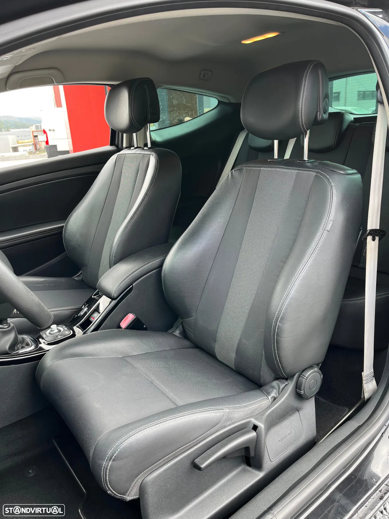 Renault Mégane Coupe 1.6 dCi Bose Edition Energy - 10