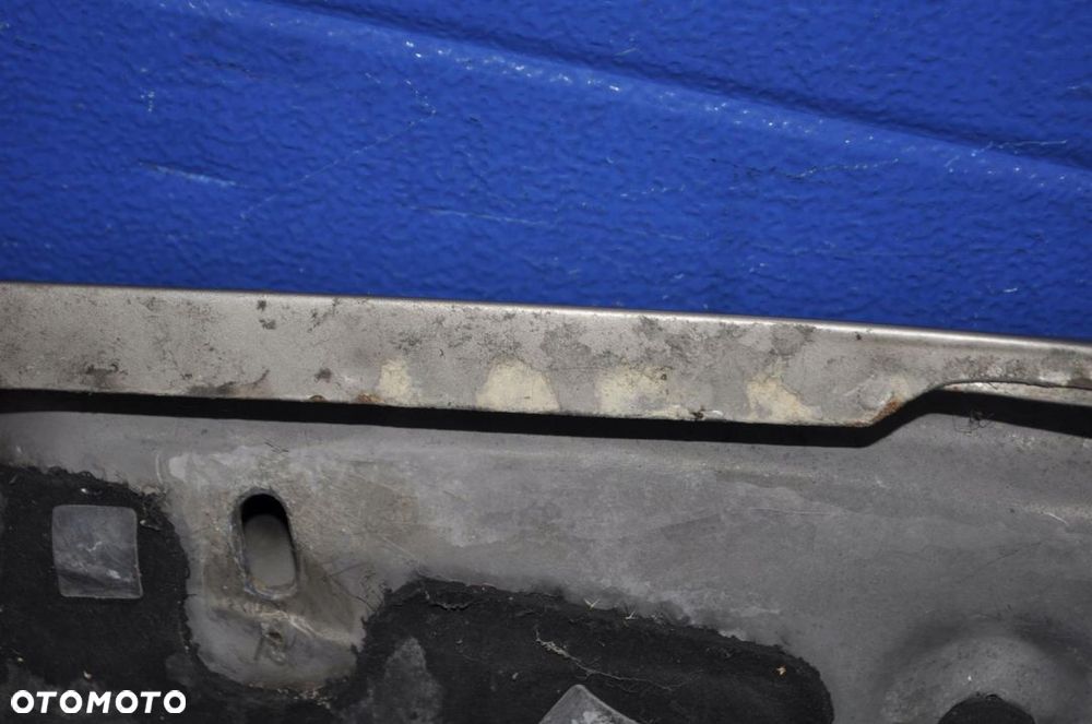 ASCONA C MASKA POKRYWA KOMORY SILNIKA WYGŁUSZENIE - 5