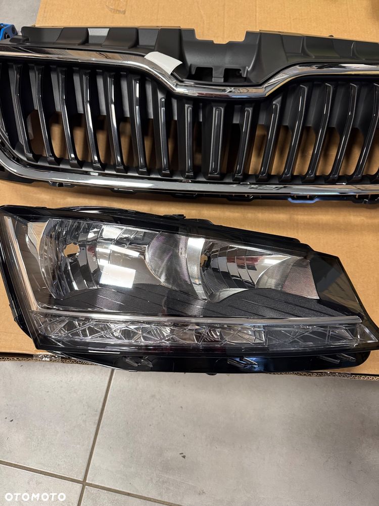 Skoda Fabia 6V0 atrapa przód grill