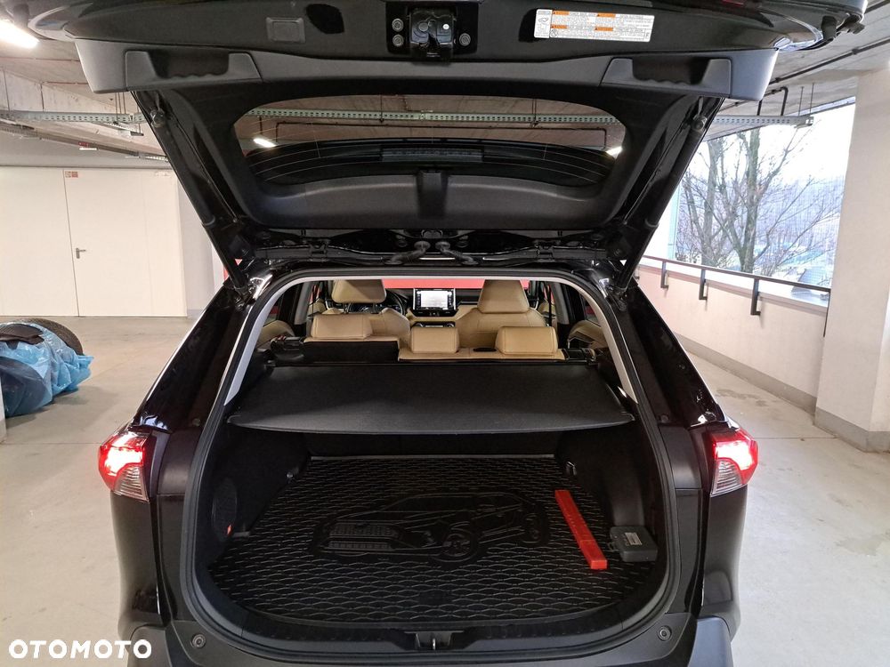 Toyota RAV4 - 9