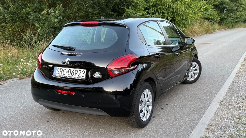 Peugeot 208 - 3