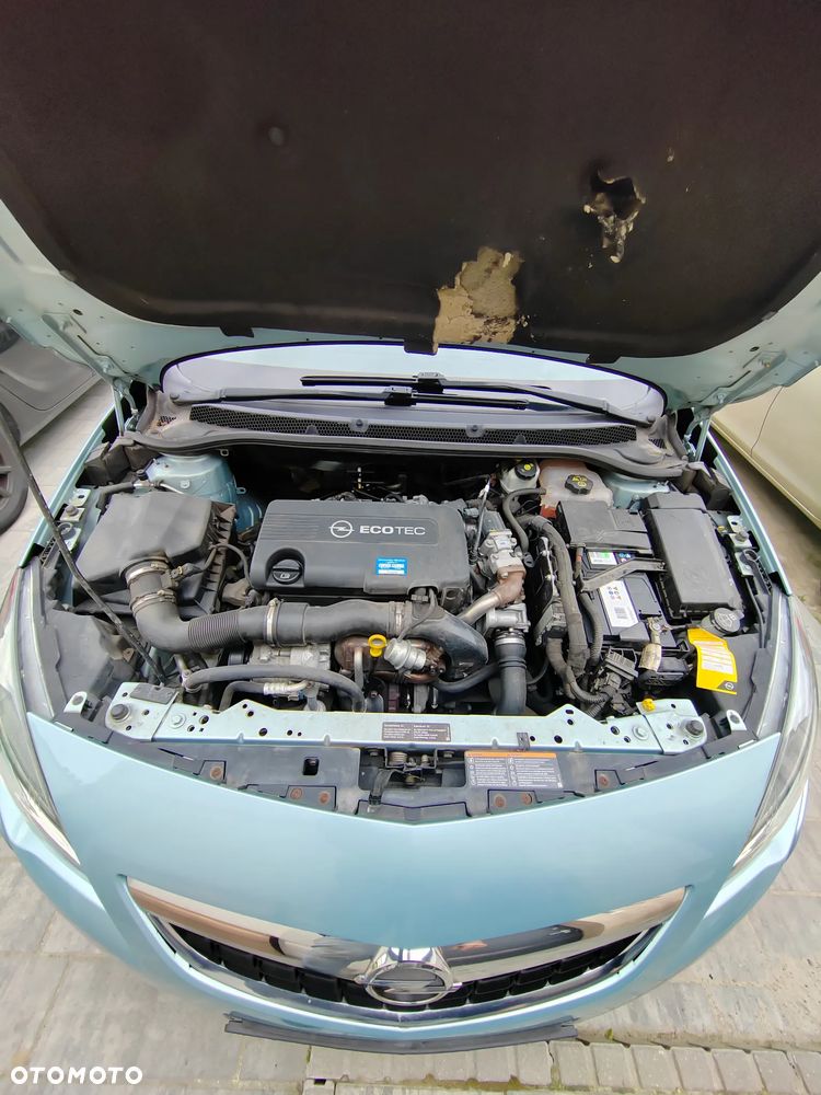Opel Astra 1.7 CDTI DPF Cosmo - 9