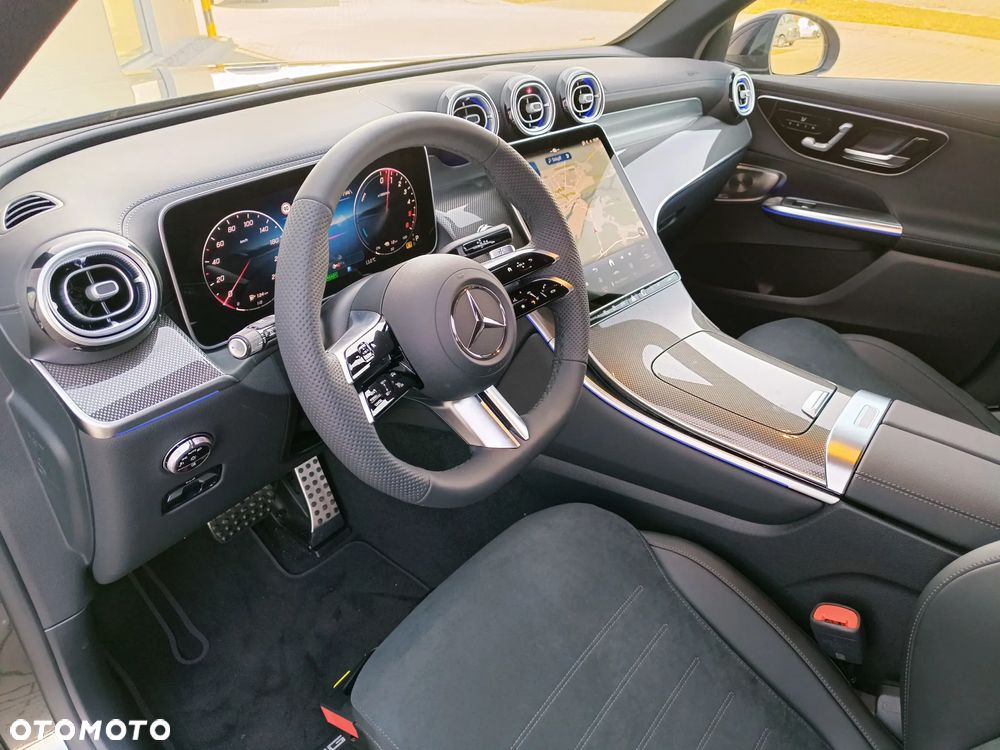 Mercedes-Benz GLC - 4