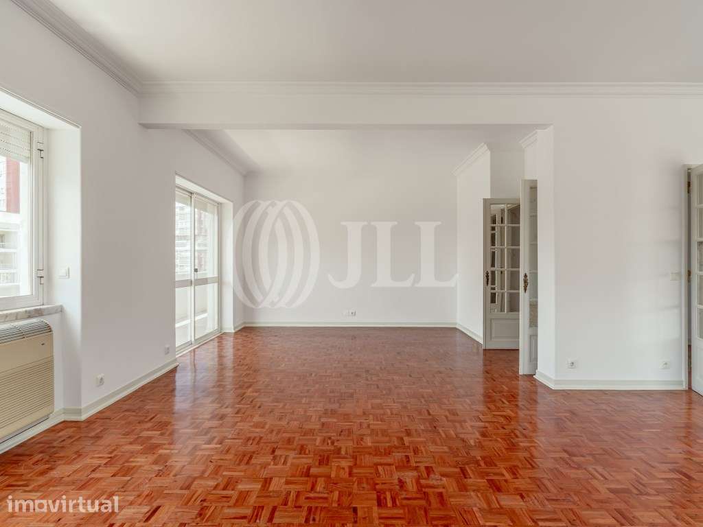 Apartamento T3+1 na Av dos Estados Unidos da América, Lisboa - Grande imagem: 2/30