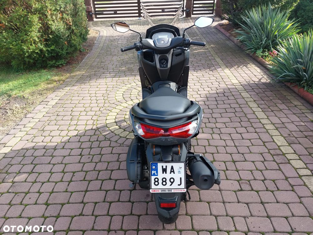 Yamaha NMAX - 9