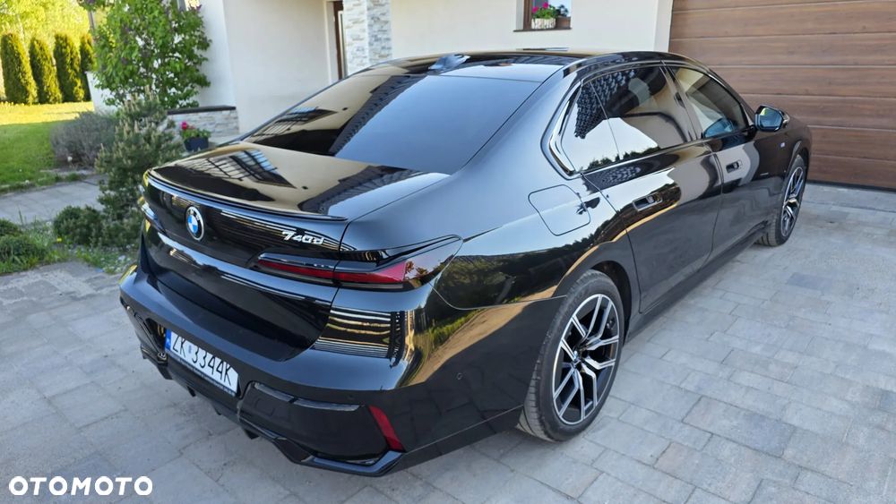 BMW Seria 7 - 5
