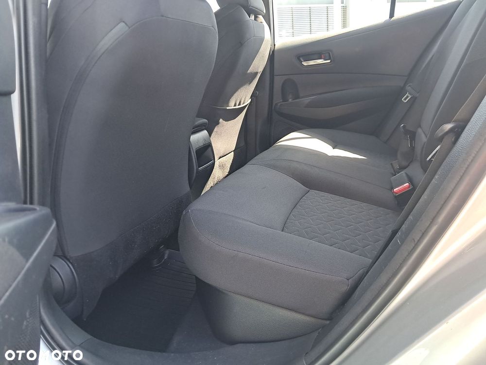 Toyota Corolla 1.8 Hybrid Comfort - 24