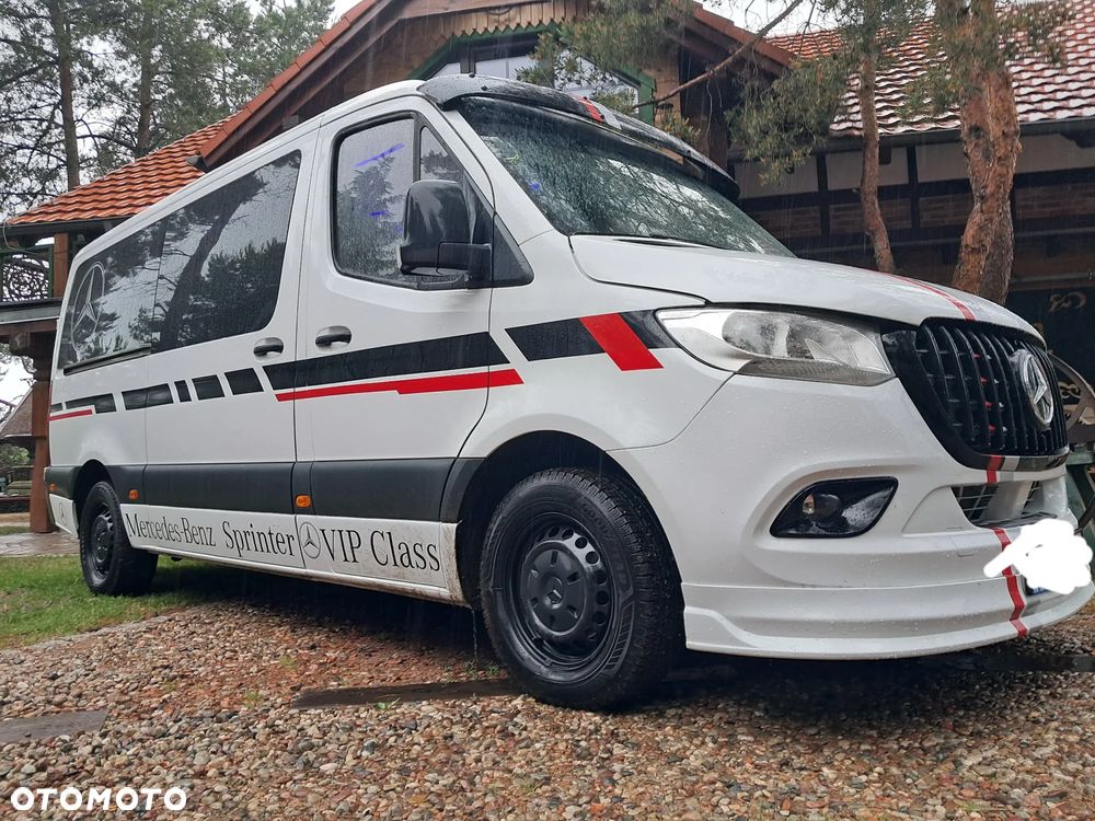Mercedes-Benz Sprinter 907.221 - 1
