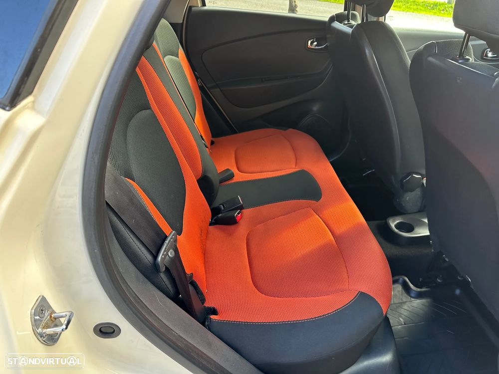 Renault Captur ENERGY TCe 120 EDC Luxe - 38