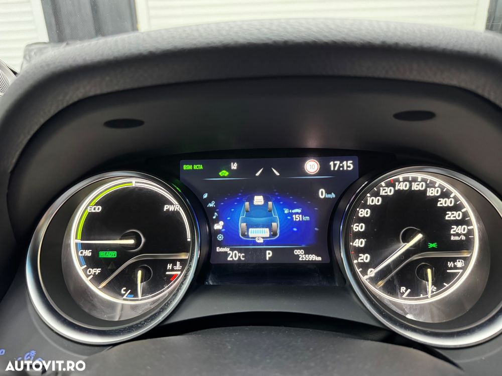 Toyota Camry 2.5 HEV Executive - 29