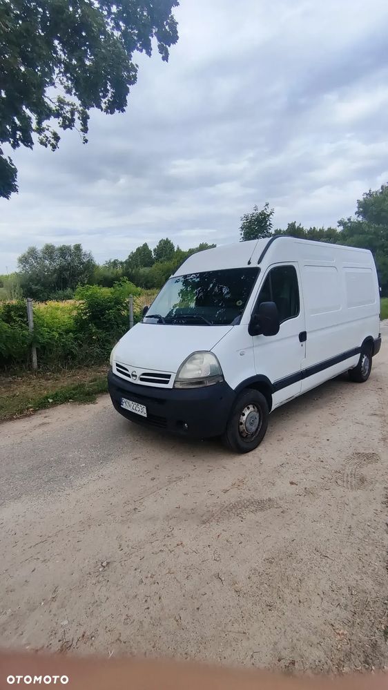 Nissan interstar - 1