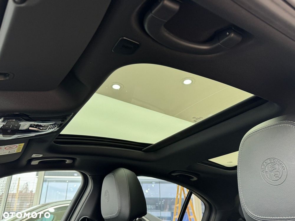 Alfa Romeo Giulia 2.0 Turbo Veloce Q4 - 11