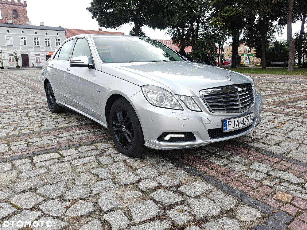 Mercedes-Benz Klasa E 350 CDI BlueEff Elegance - 2
