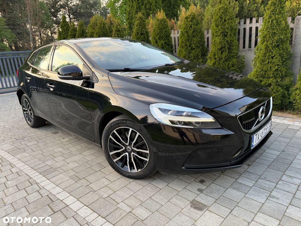 Volvo V40 D2 Geartronic Momentum - 1
