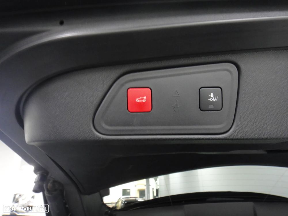 Peugeot 3008 1.2 PureTech GT Line EAT8 - 22