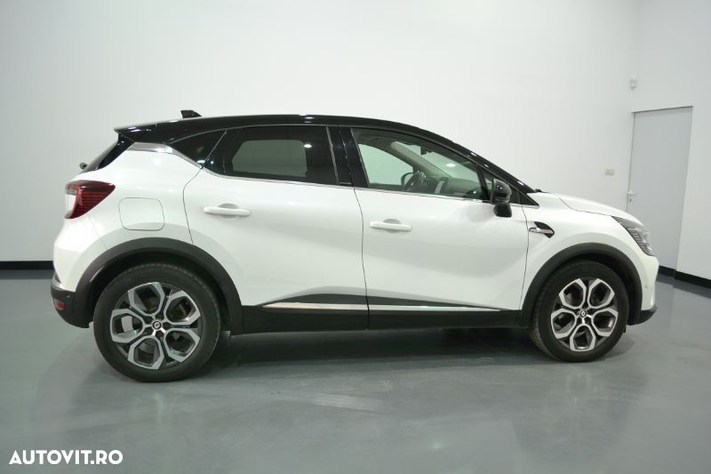 Renault Captur E-Tech Plug-In-Hybrid Intens - 4