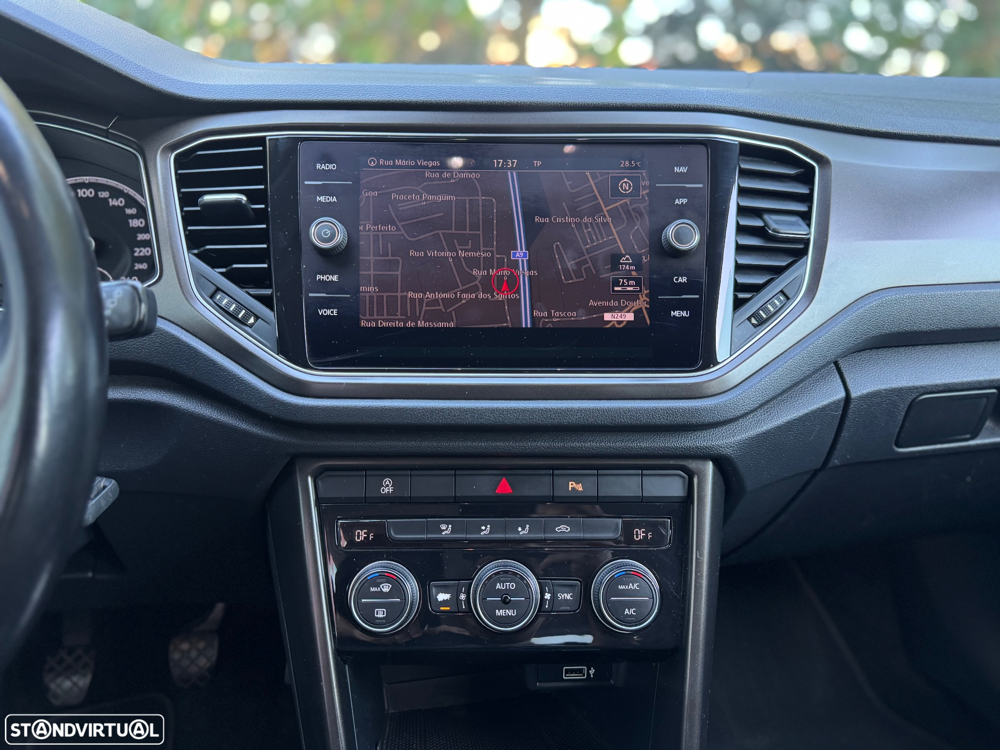 VW T-Roc 1.0 TSI Style - 11
