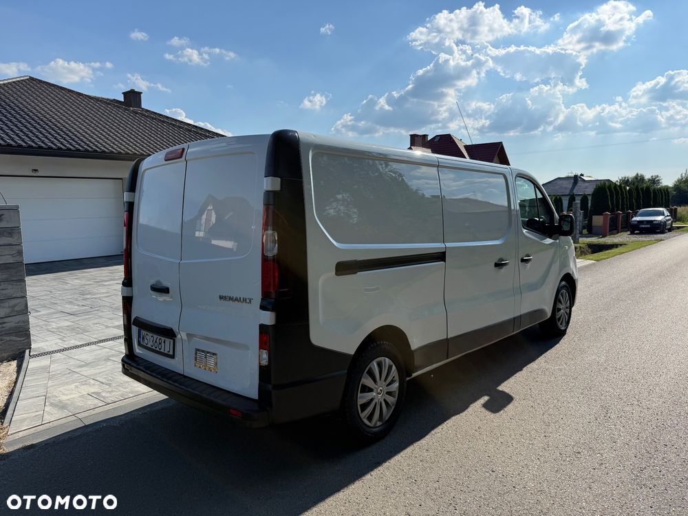 Renault Trafic - 10