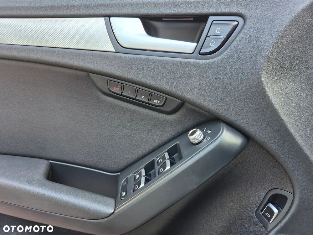 Audi A4 Limousine - 27
