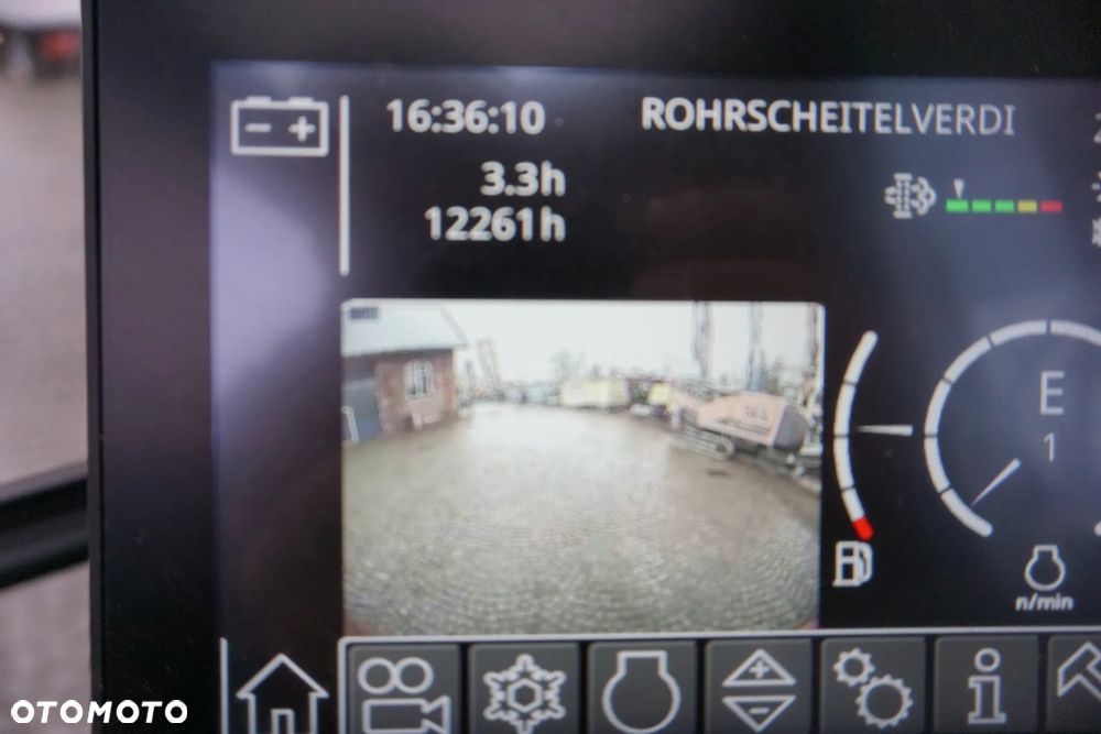 Liebherr 924 LC - 26