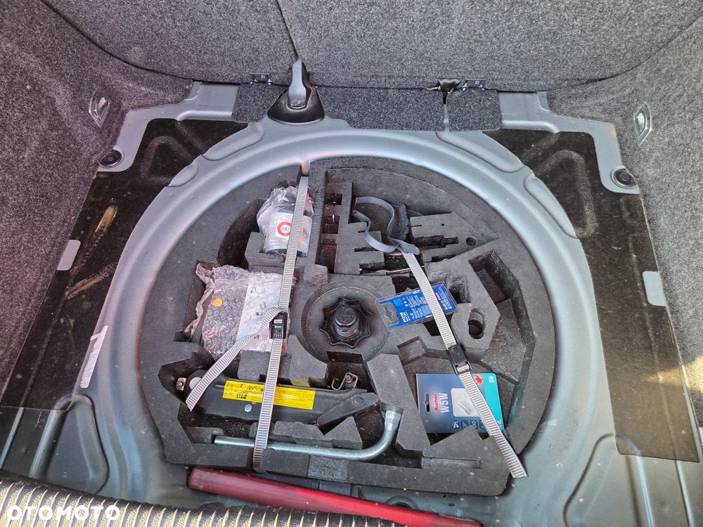 Volkswagen Golf 1.4 Trendline - 34