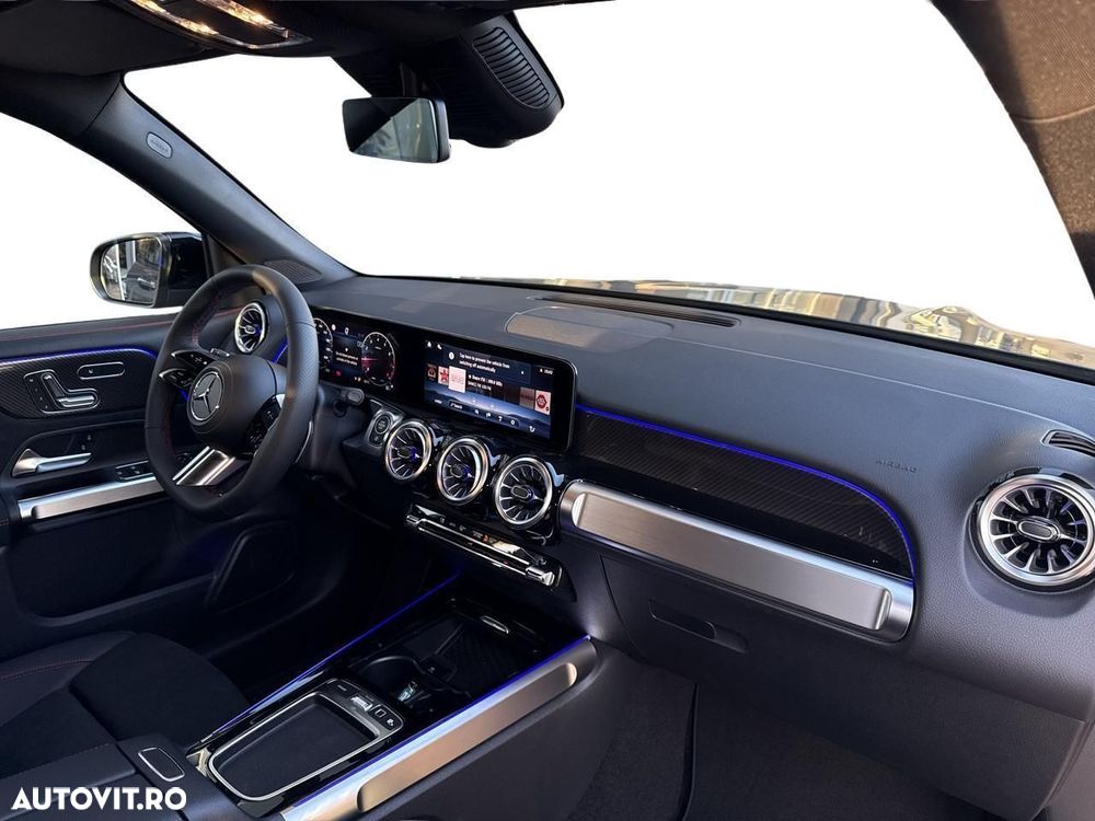 Mercedes-Benz GLB - 9