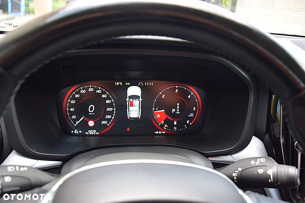 Volvo XC 60 B4 D AWD Geartronic Inscription - 17