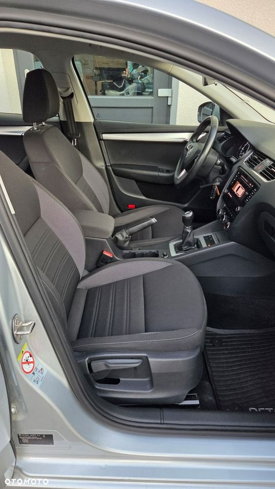 Skoda Octavia 2.0 TDI SCR Ambition - 20