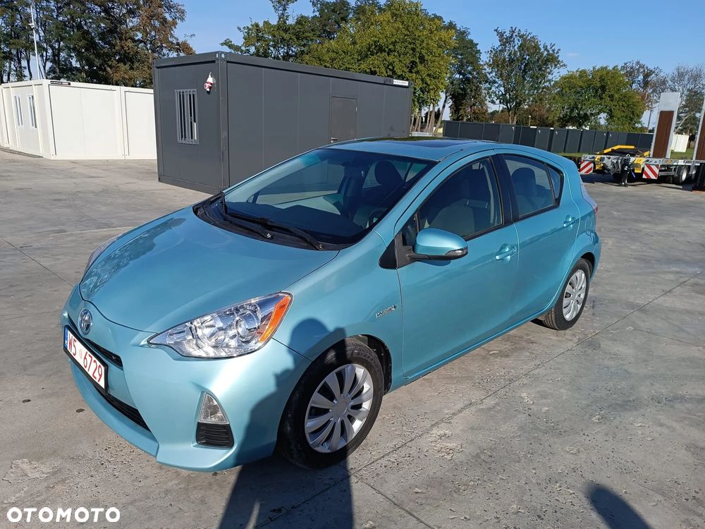 Toyota Prius - 2