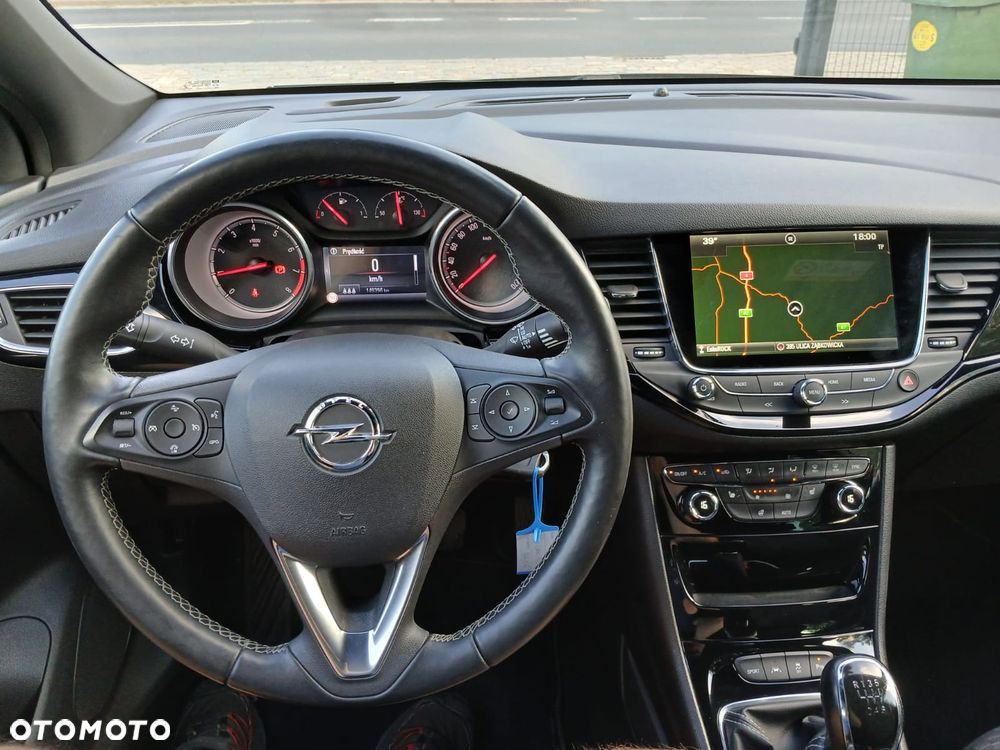 Opel Astra 1.4 Turbo Innovation - 28