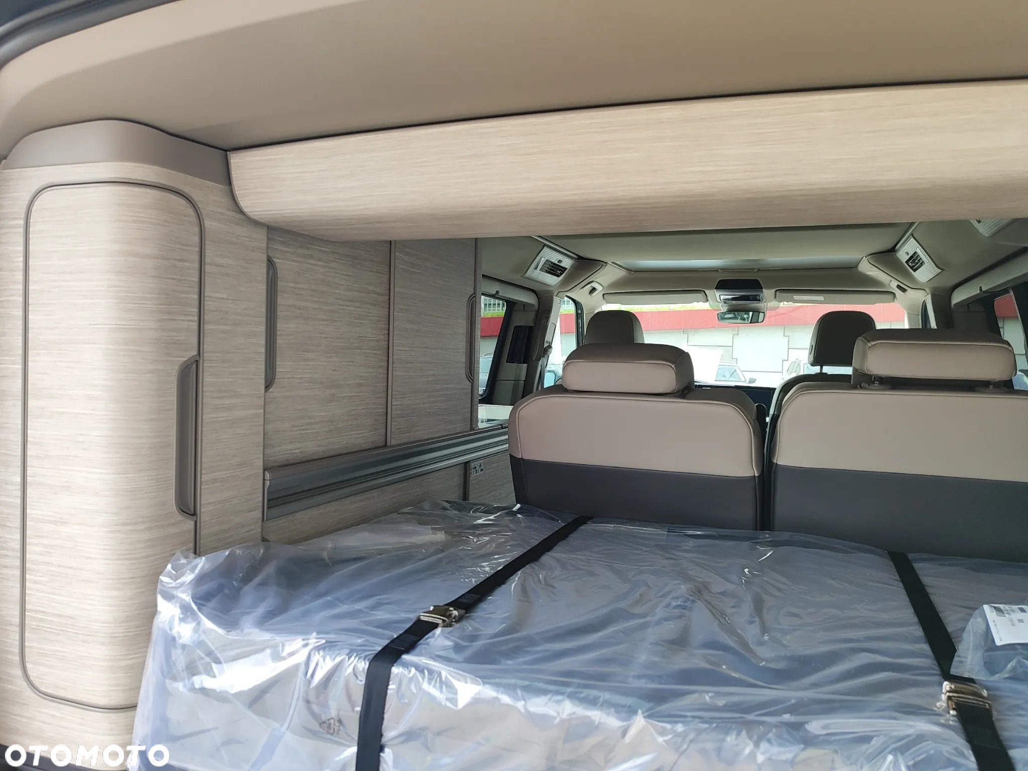 Volkswagen California - 13