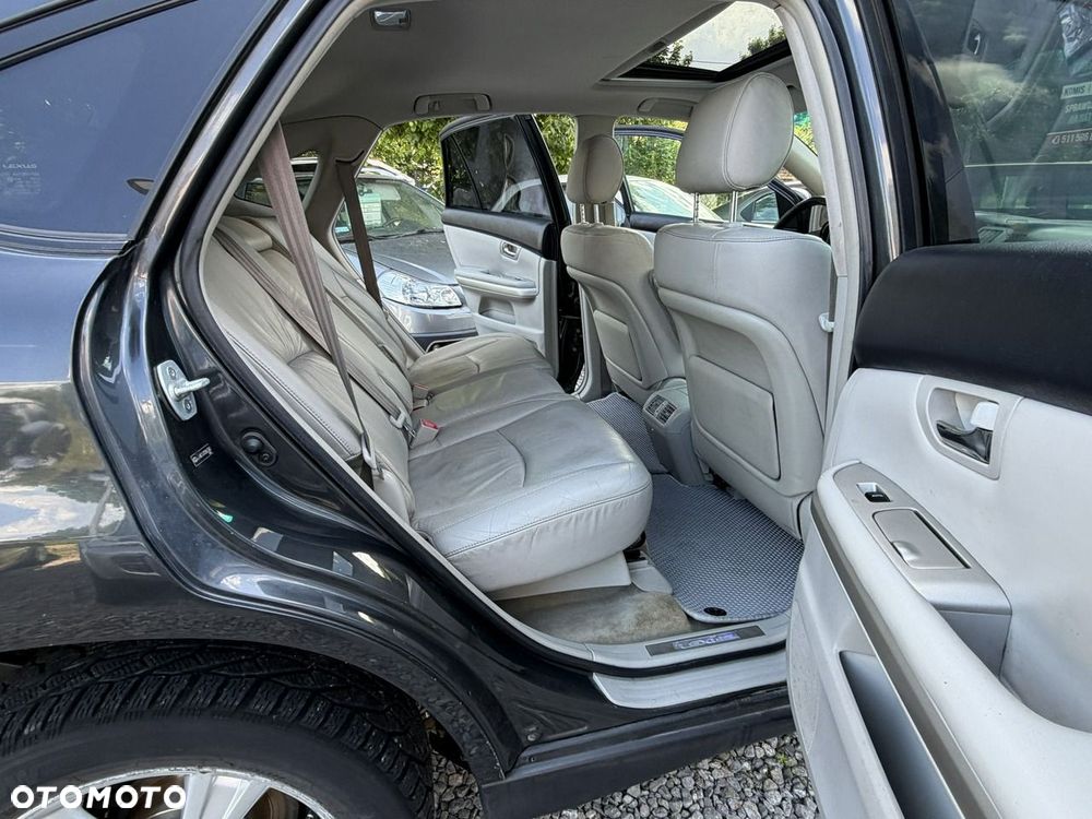 Lexus RX - 10