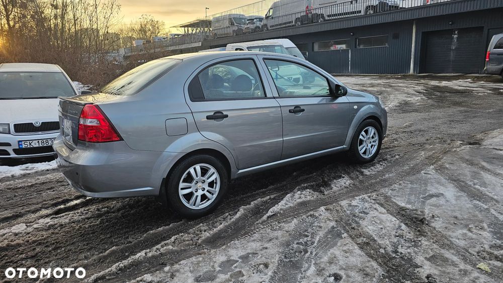 Chevrolet Aveo 1.2 16V LS - 4
