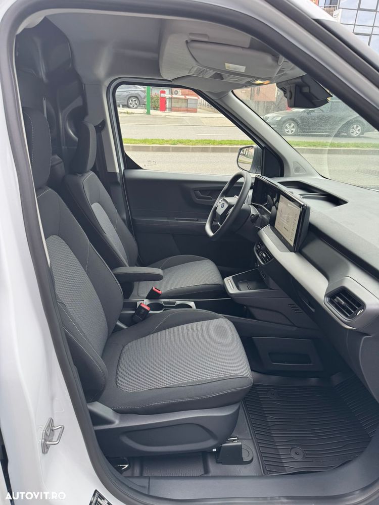 Ford TRANSIT COURIER EV - 20