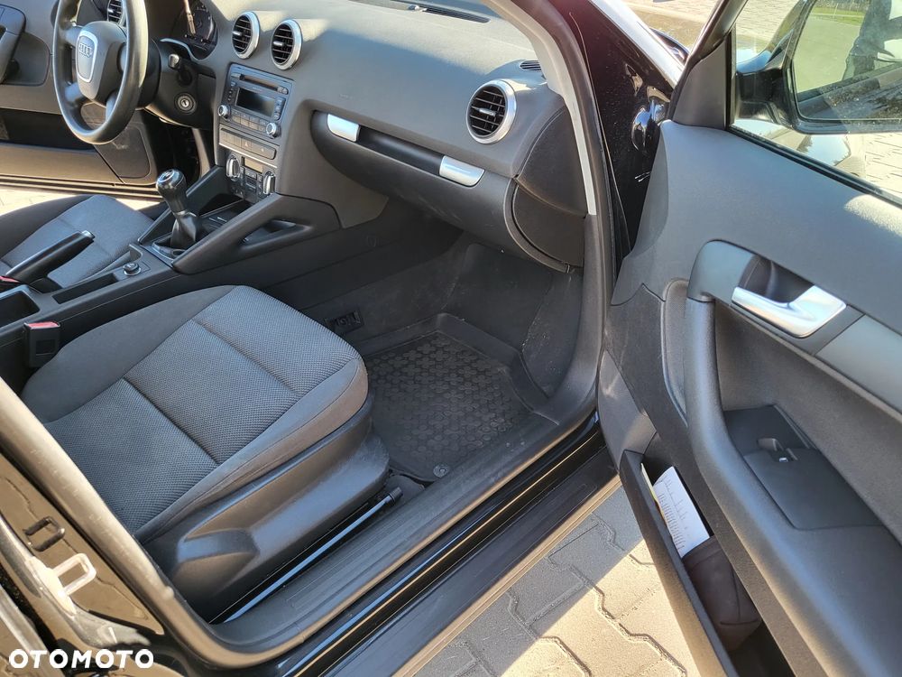 Audi A3 Sportback - 11