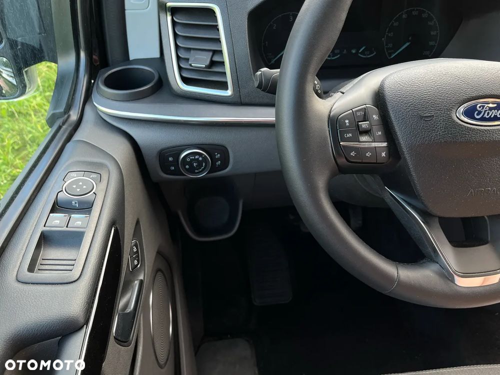 Ford Tourneo Custom 2.0 EcoBlue L1 Titanium SelectShift - 9