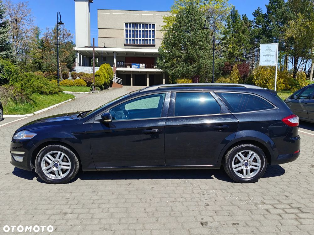 Ford Mondeo 2.0 TDCi Ghia - 4
