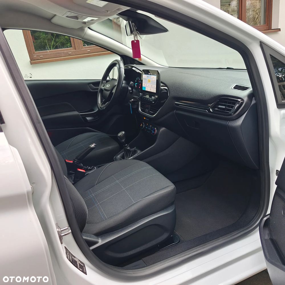 Ford Fiesta - 13
