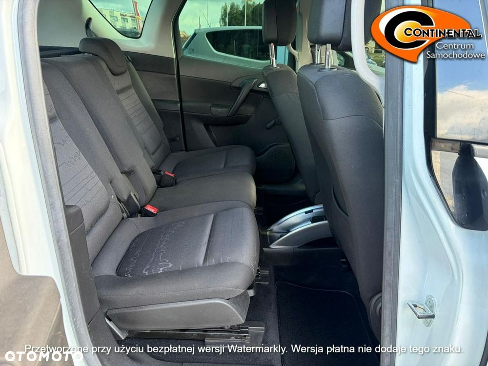 Opel Meriva - 11