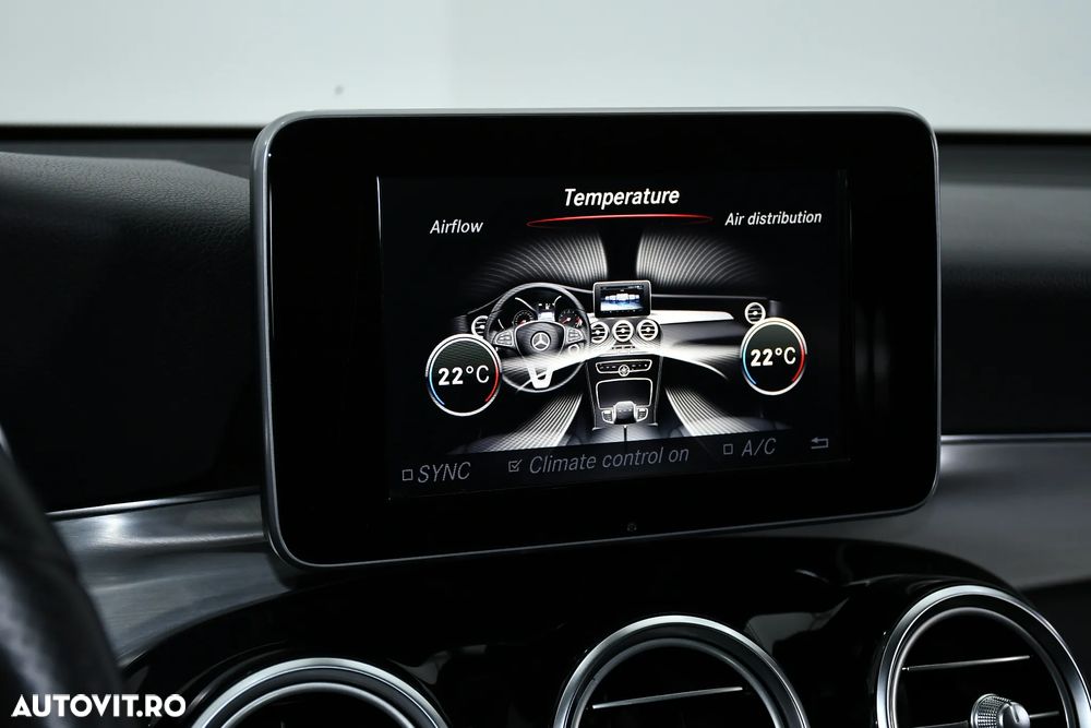 Mercedes-Benz GLC 250 d 4Matic 9G-TRONIC AMG Line - 29