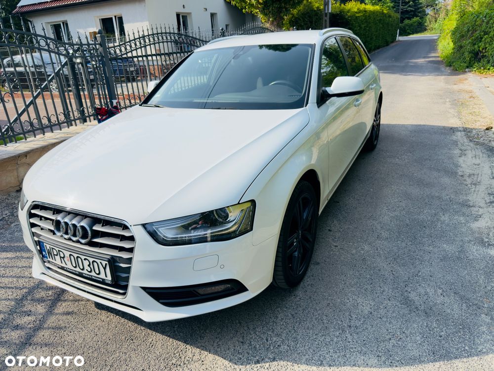Audi A4 Avant 2.0 TDI DPF quattro S tronic Attraction - 6